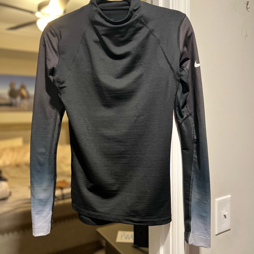 Nike athletic top